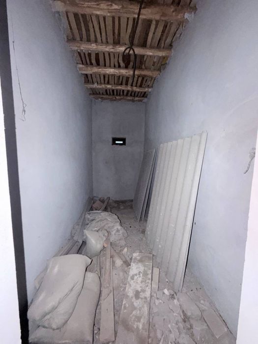 Ховли уй сотилади