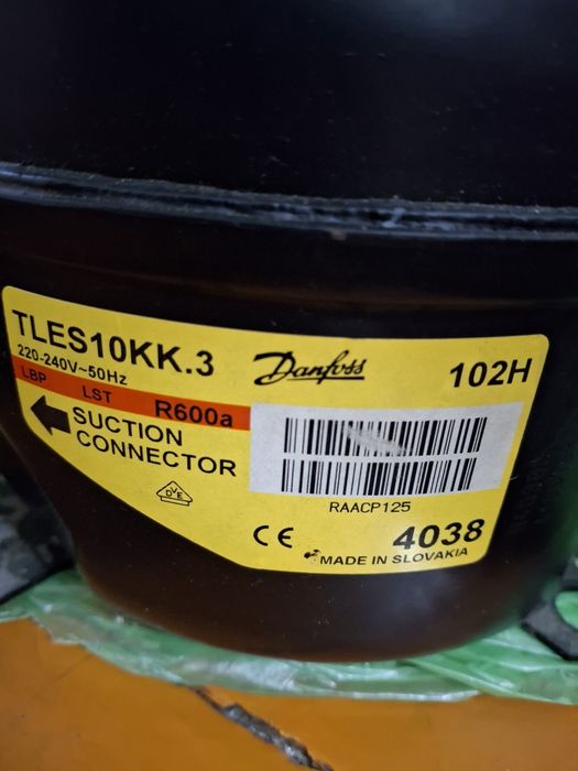 Мотор компрессор холодильника