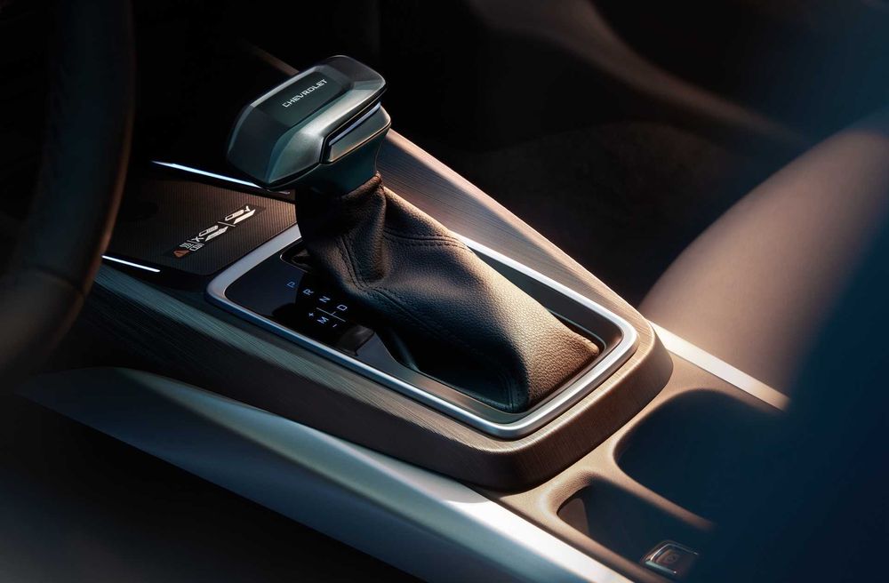 Chevrolet Monza охирги позиция, йил-2023,