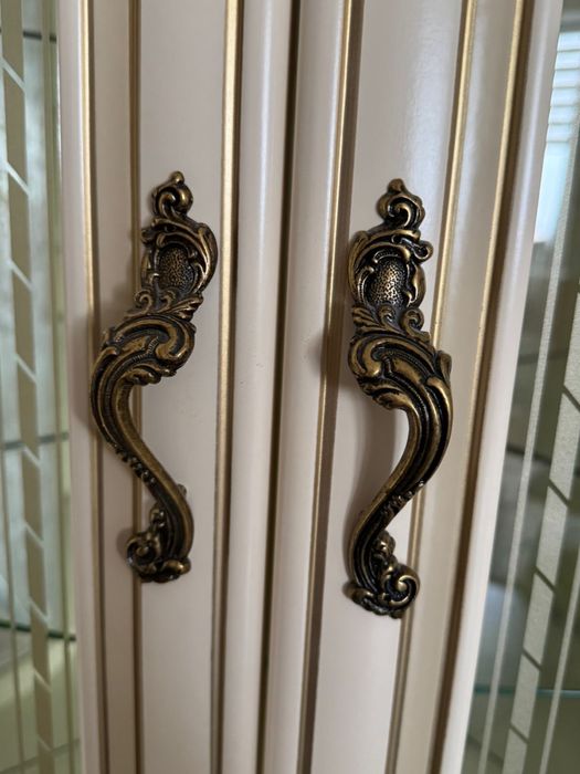 Шкаф витрина/сервант Дядьково