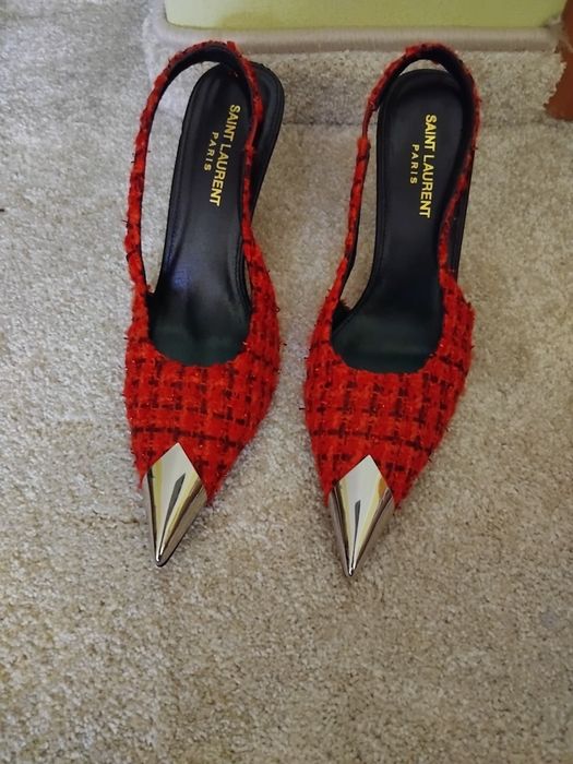 Saint Laurent налични