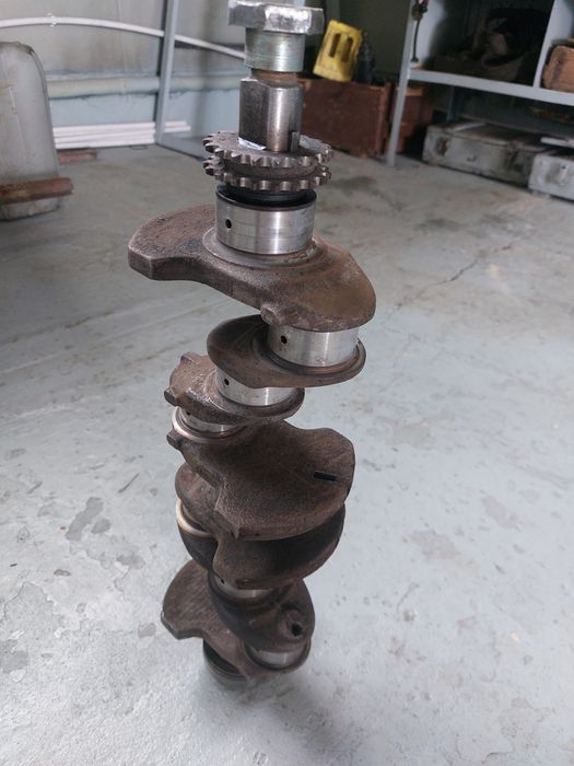 Продам коленейвал 2107