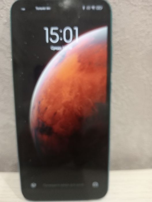 Мобильный телефон