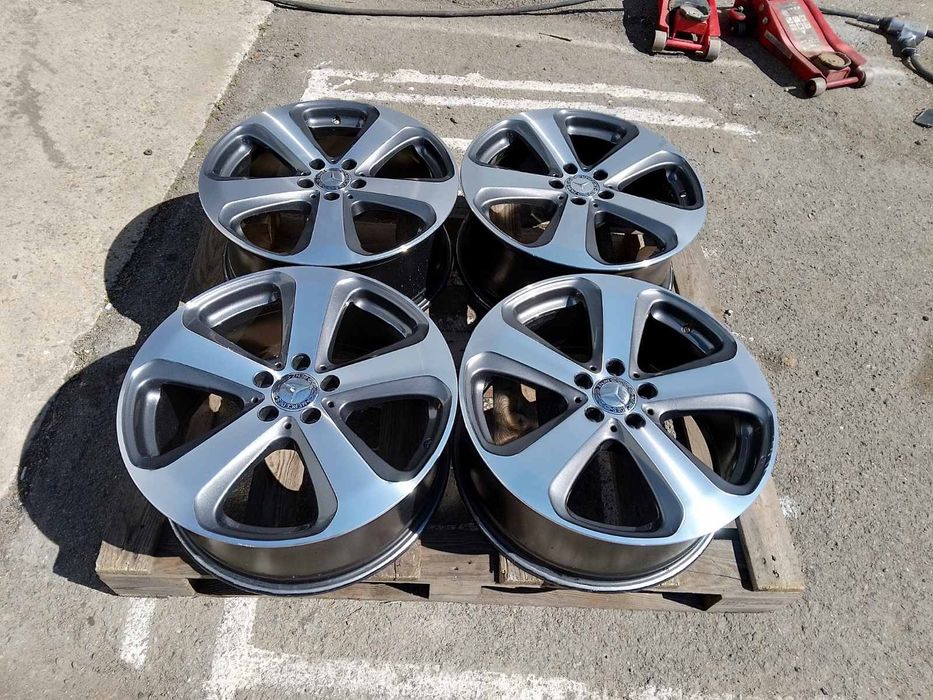 19 цола 5 х 112 мм Мерцедес Е / Ге Ел Це и други - 8 инча / ЕТ 38