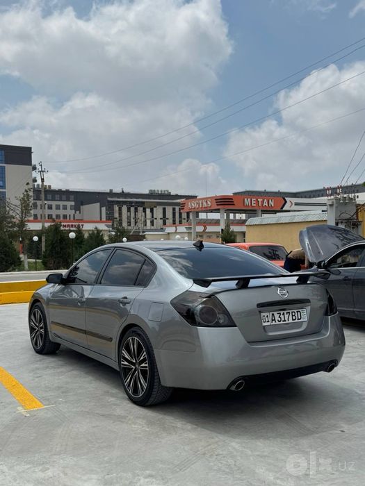Nissan Altima xolati ideal. Obmen ham bor