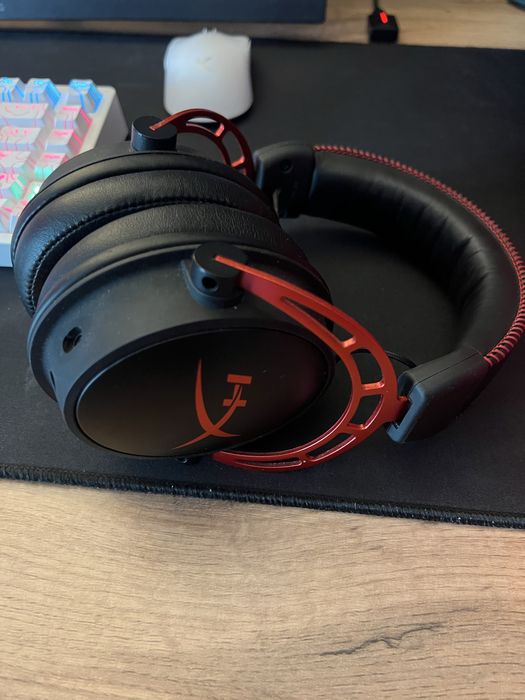 Hyper x cloud alpha