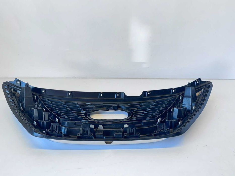 решетка радиаторна Nissan Qashqai 2017-2021 г. #1074V.