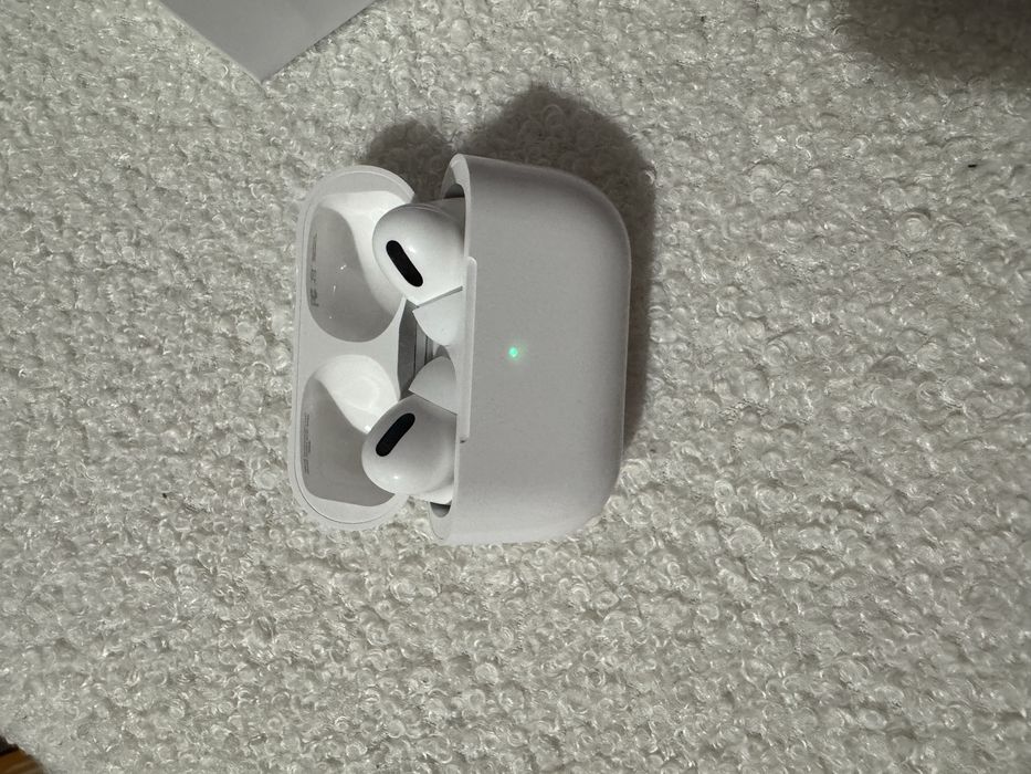 Слушалки Airpods Pro