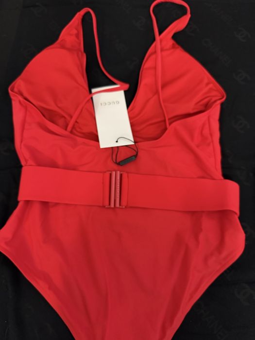 Costum de baie intreg rosu nou cu etichera