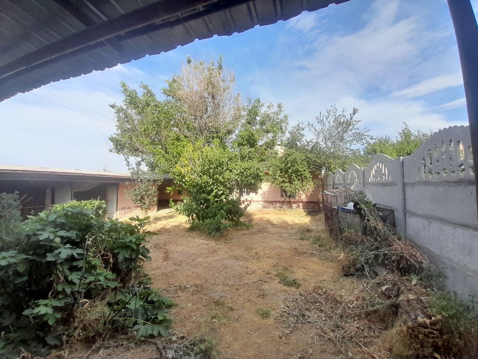 Учаска сотилади 9.5 сотих