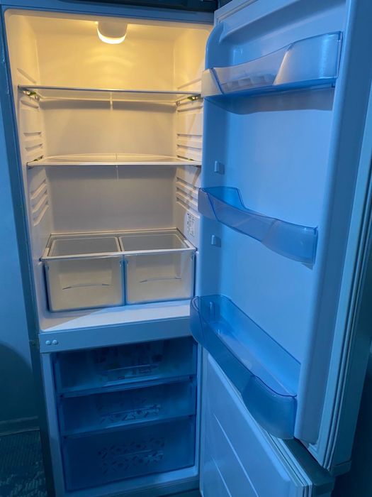 холодильник Бирюса