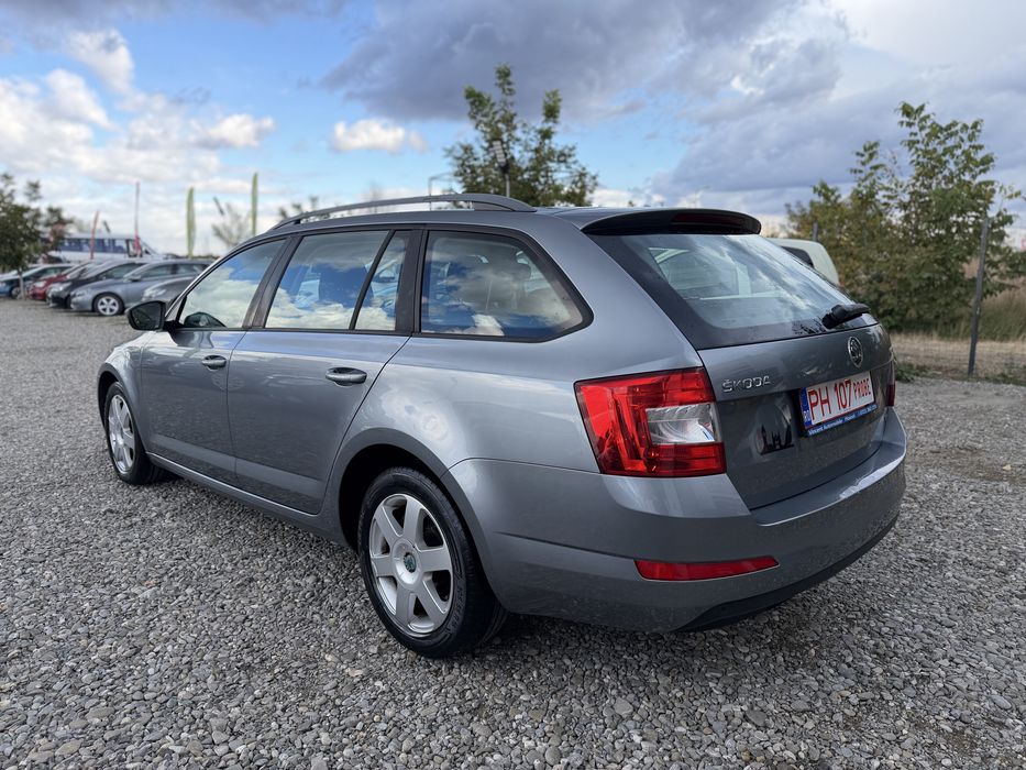 SKODA Octavia 2013 — imagine 3
