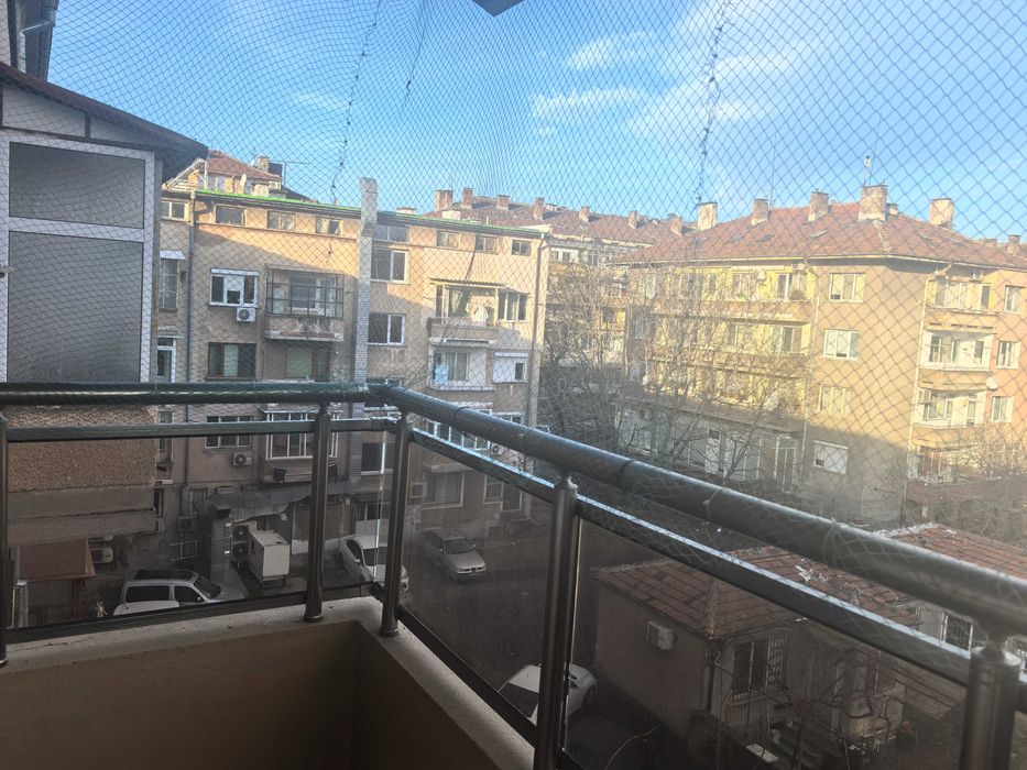 Продава се Многостаен апартамент в Стара Загора, Център - 82 кв.м за 961 €/кв.м - Снимка #2