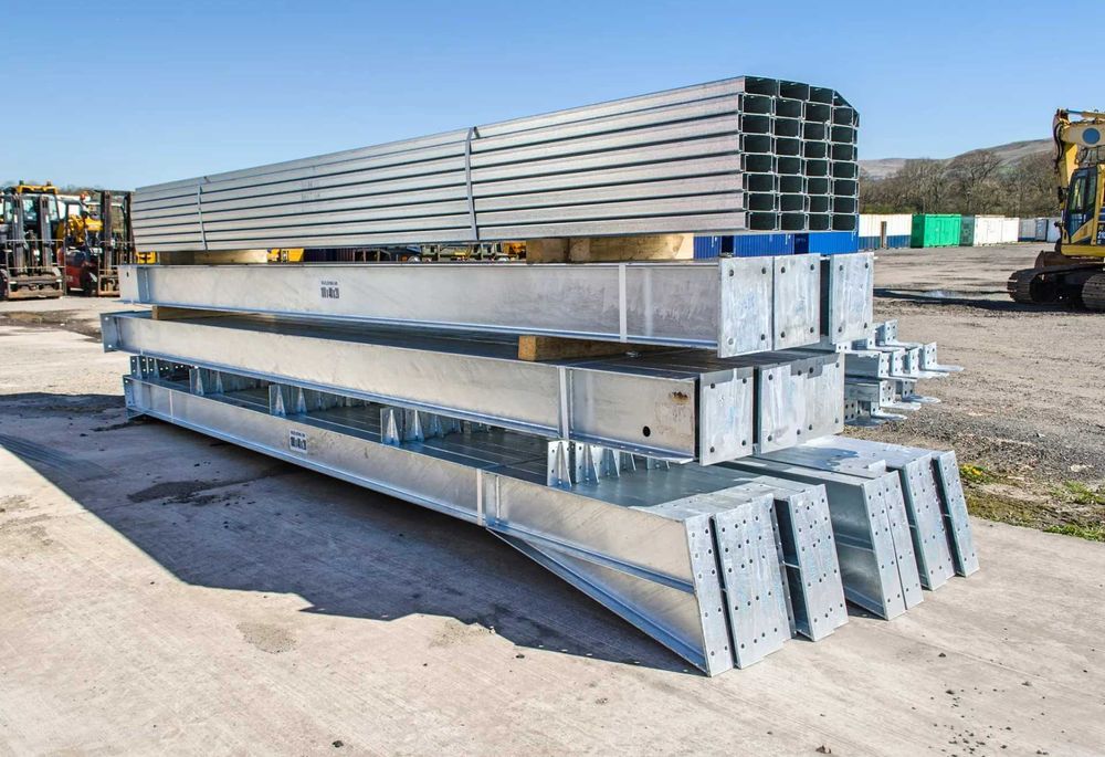 Hală metalică portal frame galvanizată – 30m x 12m x 6m – Nouă / Neutilizată