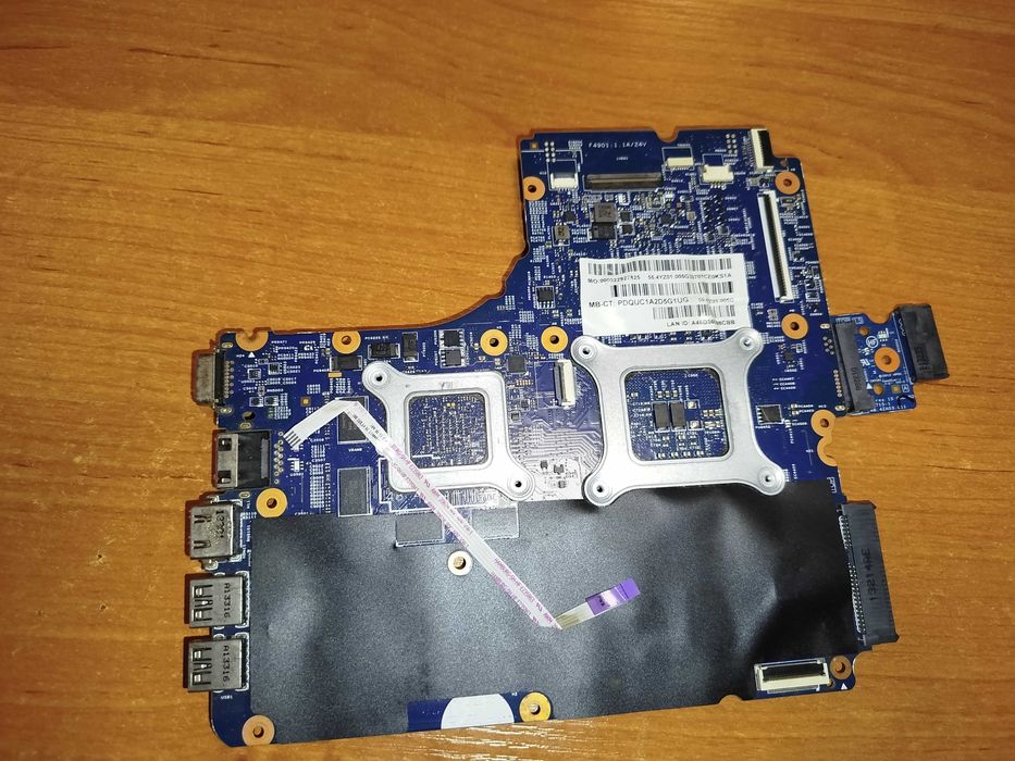 Компютърни части и части за лаптоп