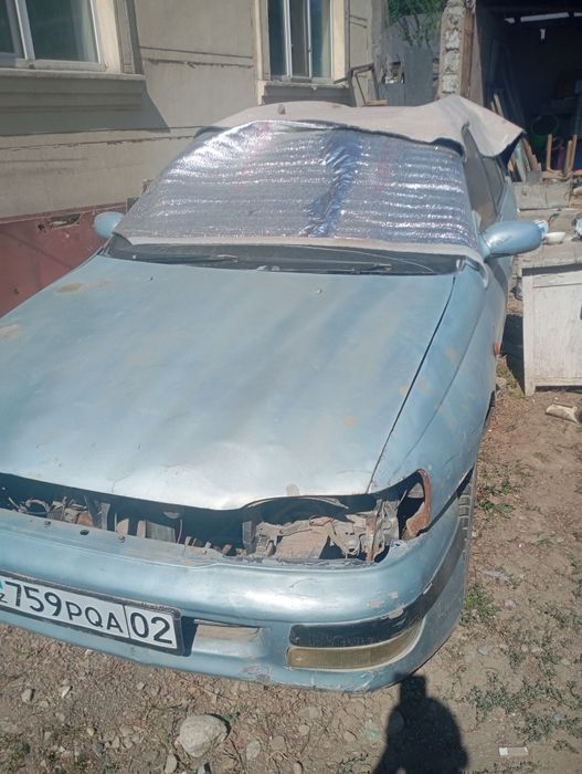 Продаю на запчасти Машину.