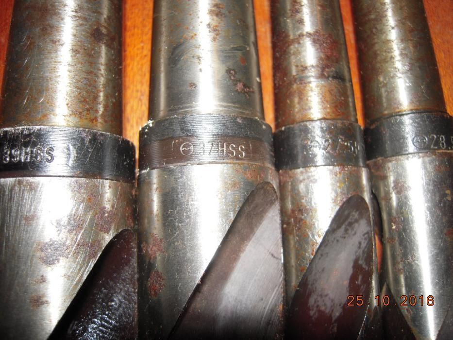 Продавам свредла за метал с конусна опашка