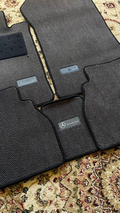 Продам оригиналеый Полик от 210 японец
