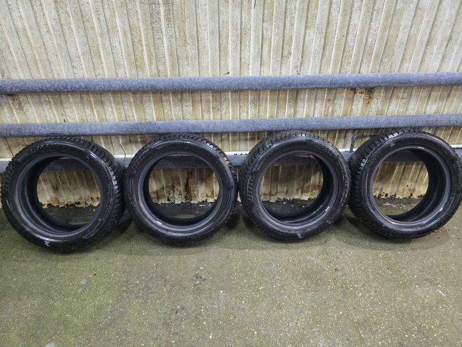 Шипованная резина R-17 один сезон