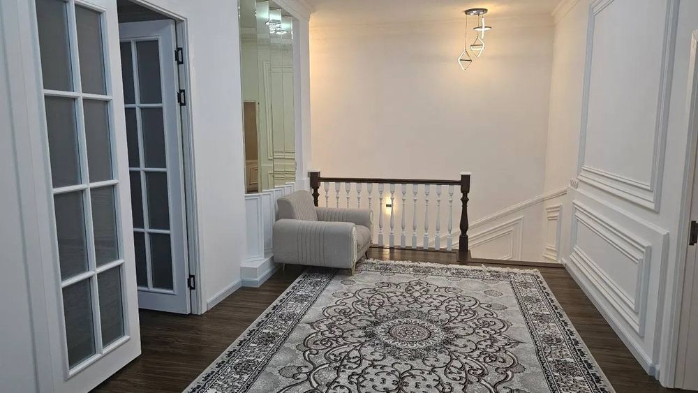 Сдается Уютный дом 3 сотки на Шахристанской (можно под офис) ( н838 )