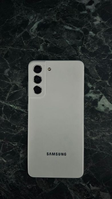 Самсунг S 21 fe 5G 128 гб