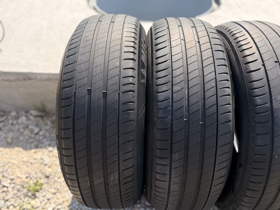 Летни гуми 215/65/16 ДОТ:22 MICHELIN