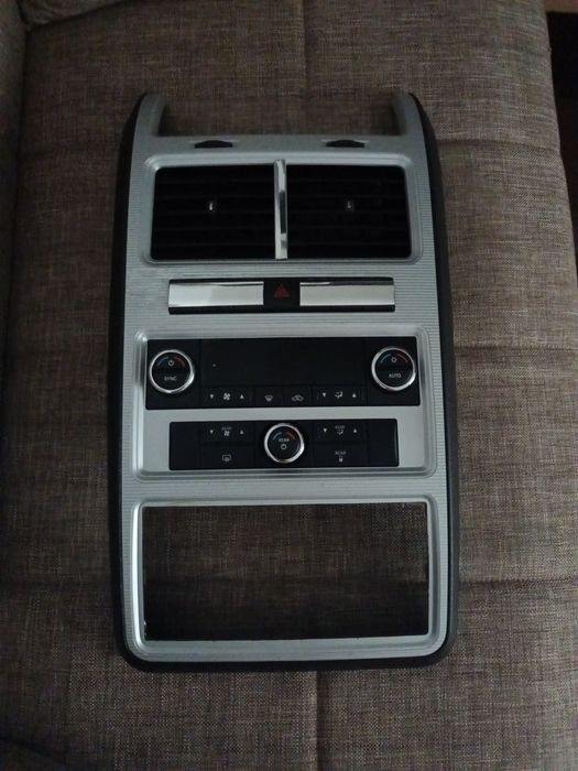 Consola și navigatie