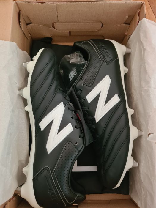 Професионални бутонки New Balance номер 40