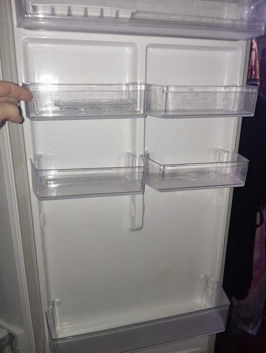 Продам холодильник