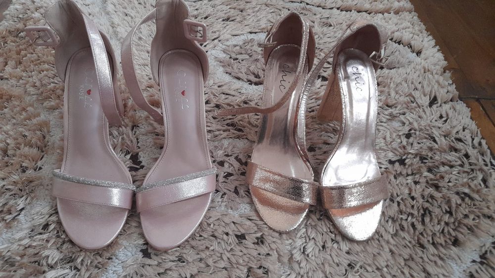 Rochie mireasă plus poșetă ,blezer și clama și sandale