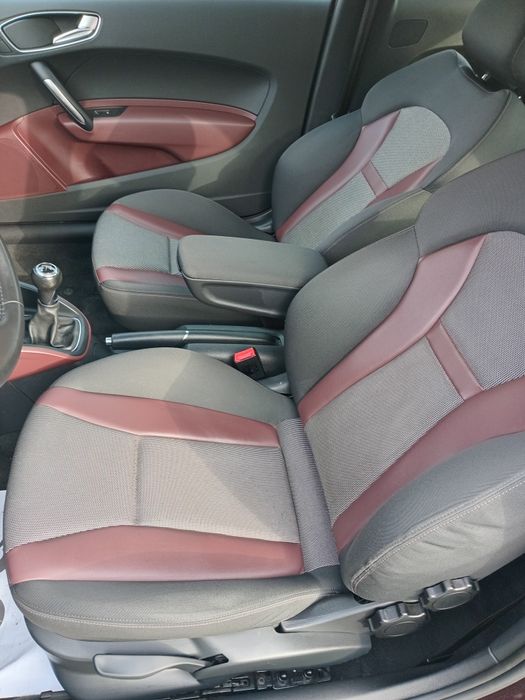 Audi A 1  2012.   1400  tsi. Piele.navi