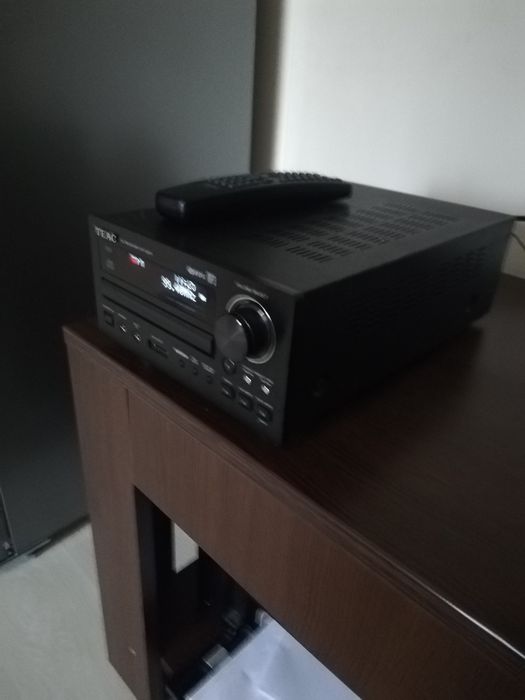 TEAC. amplituner, sistem audio