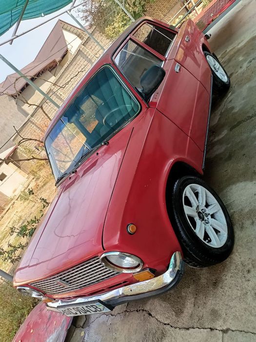 VAZ 2101 srochna sotiladi 1750$ kami bor
