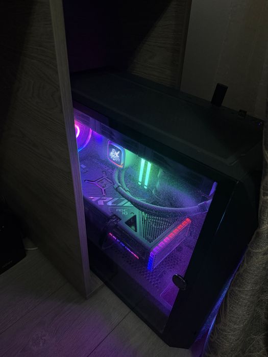 PC Gaming Ryzen 9 7900x 32gb DDR5 RTX 4070 Ti Super