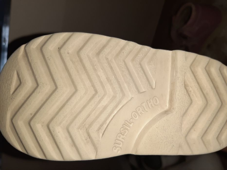 Срочно ортопедический обувь для размер 21 девочек