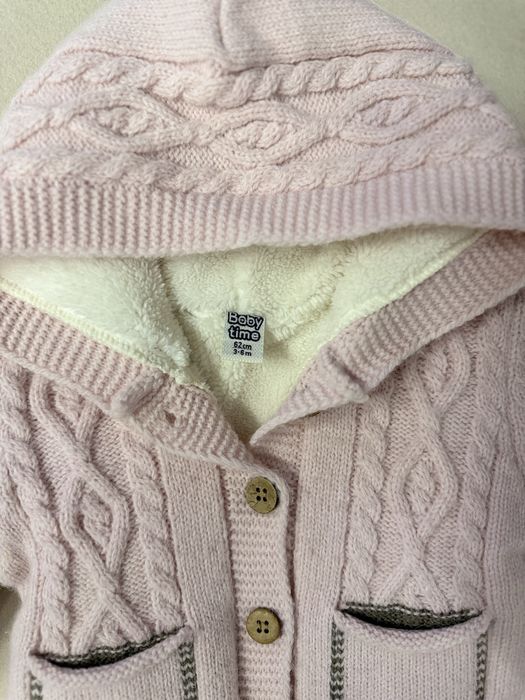 Продам комбинезон на рост 62см