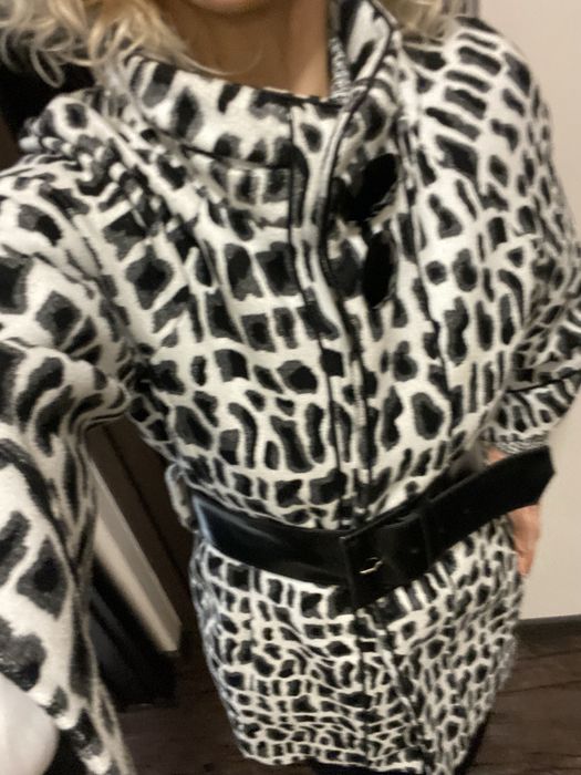 Дамско палто - различен модел.