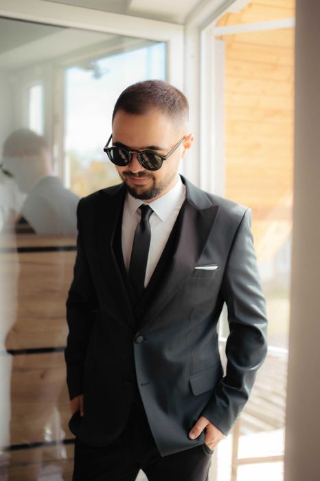 Costum verde elegant pentru ginere – purtat o singură dată, ca nou