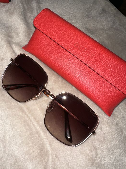 ochelari de soare GUESS
