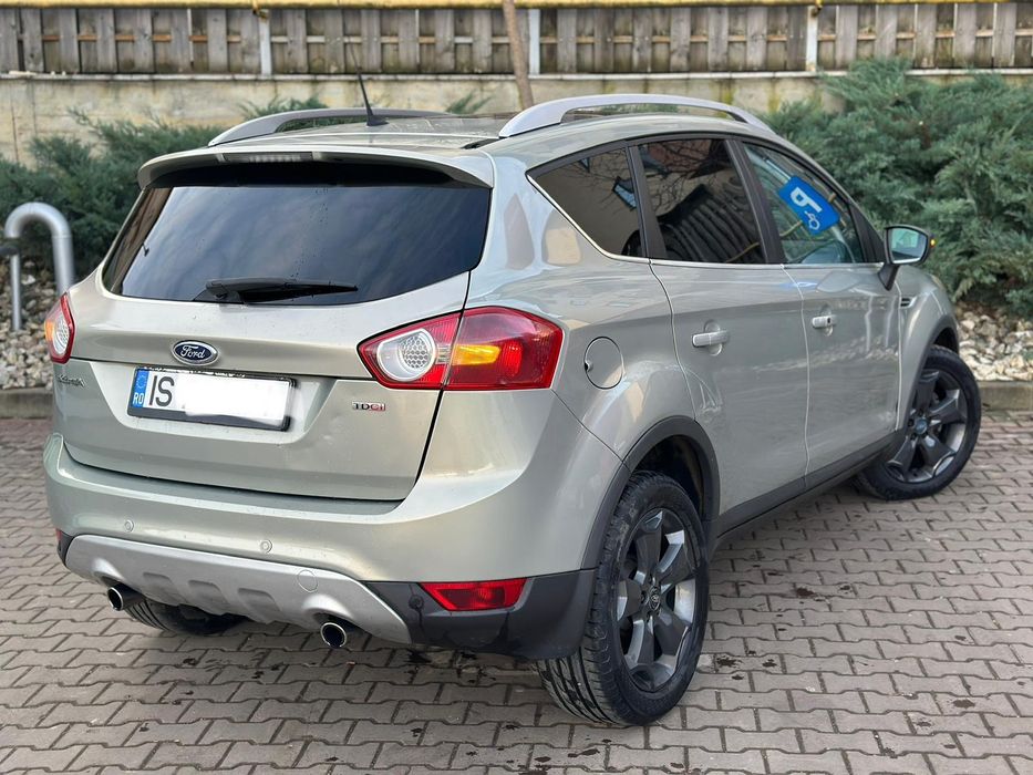 Ford Kuga 2.0 Diesel 4x4 Full Panorama Bixenon Piele Priza 220v