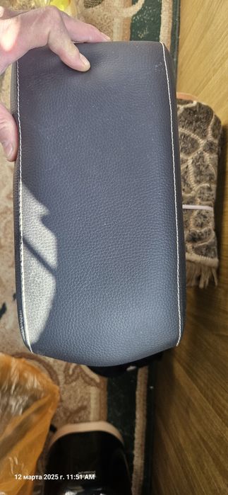 Продам подлокотник