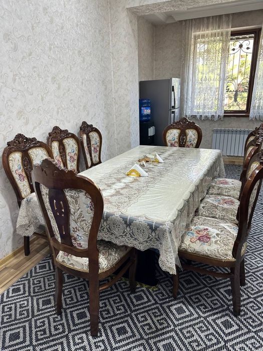 Стол стул 8/1 сотилади