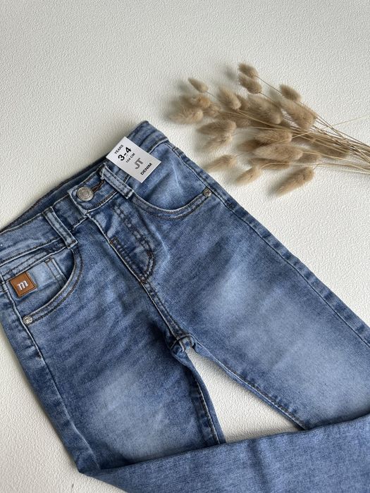 Джинсовая рубашка, джинсы, лонгслив и кроссовки, для мальчиков