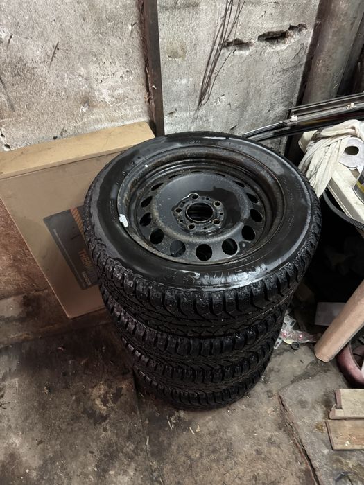 Зимни гуми с джанти бмв