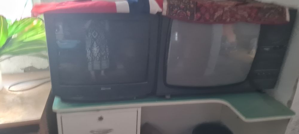 Телевизор старый модель