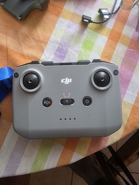 Дрон DJI Mini 4 Pro