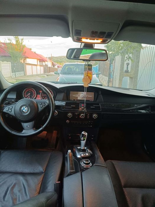 Vând BMW e60 2009  diesel