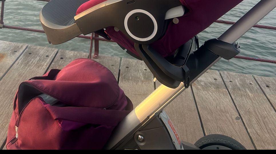 Carucior Stokke cu landou 900 lei