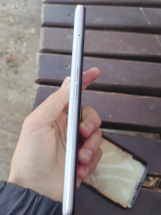 Продам отличный телефон oppo a5