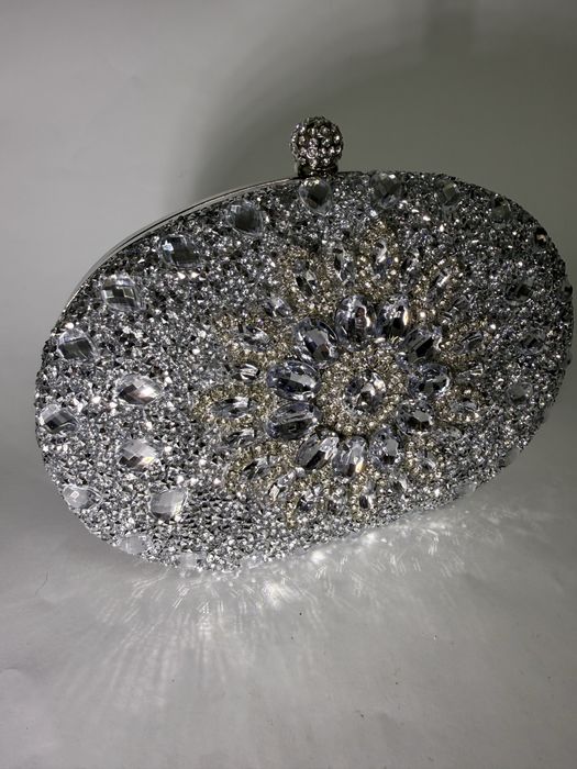 Plic elegant argintiu nou